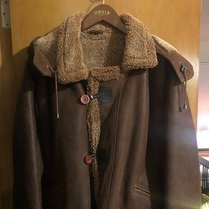 Gorgeous never worn brown ORVIS Shearling jacket.  XL “Over The Channel Parka.”